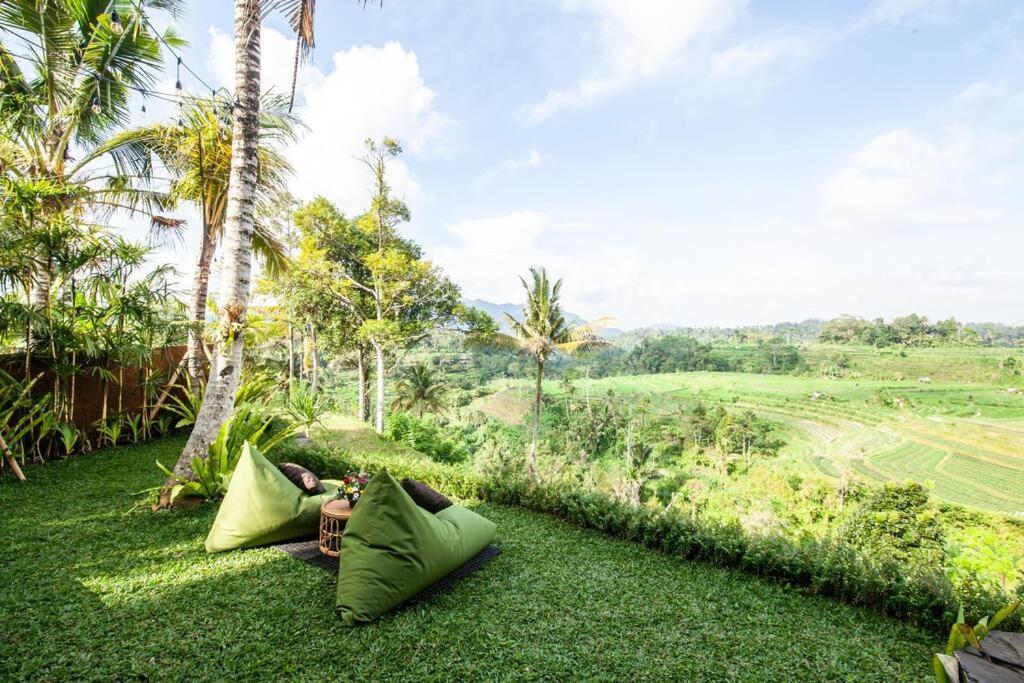Magic Hills Bali - Magical Eco-Luxury Lodge Selat ภายนอก รูปภาพ