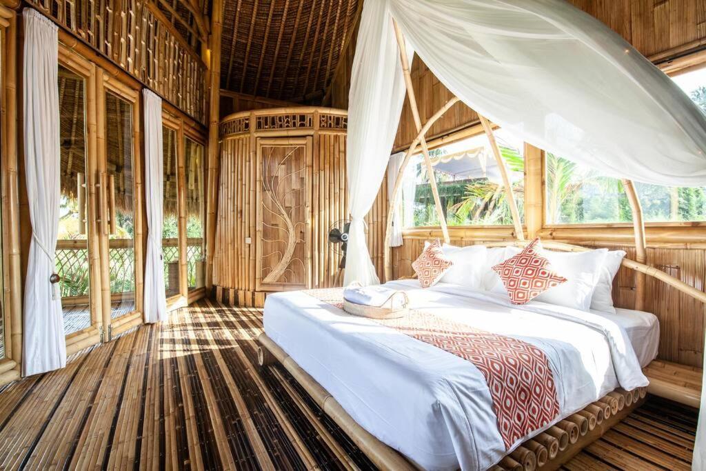 Magic Hills Bali - Magical Eco-Luxury Lodge Selat ภายนอก รูปภาพ